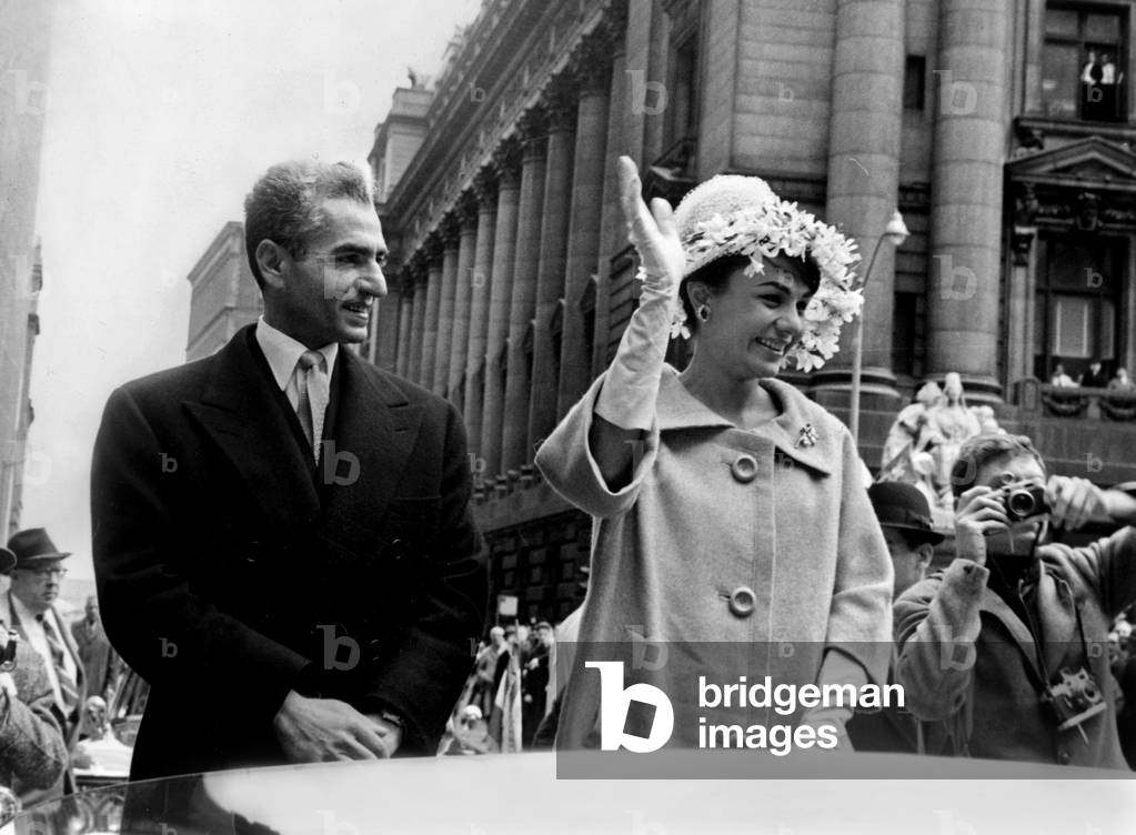 chah of Iran Mohamed Reza Pahlaviand his wife empress Farah Diba in New York April 17, 1962