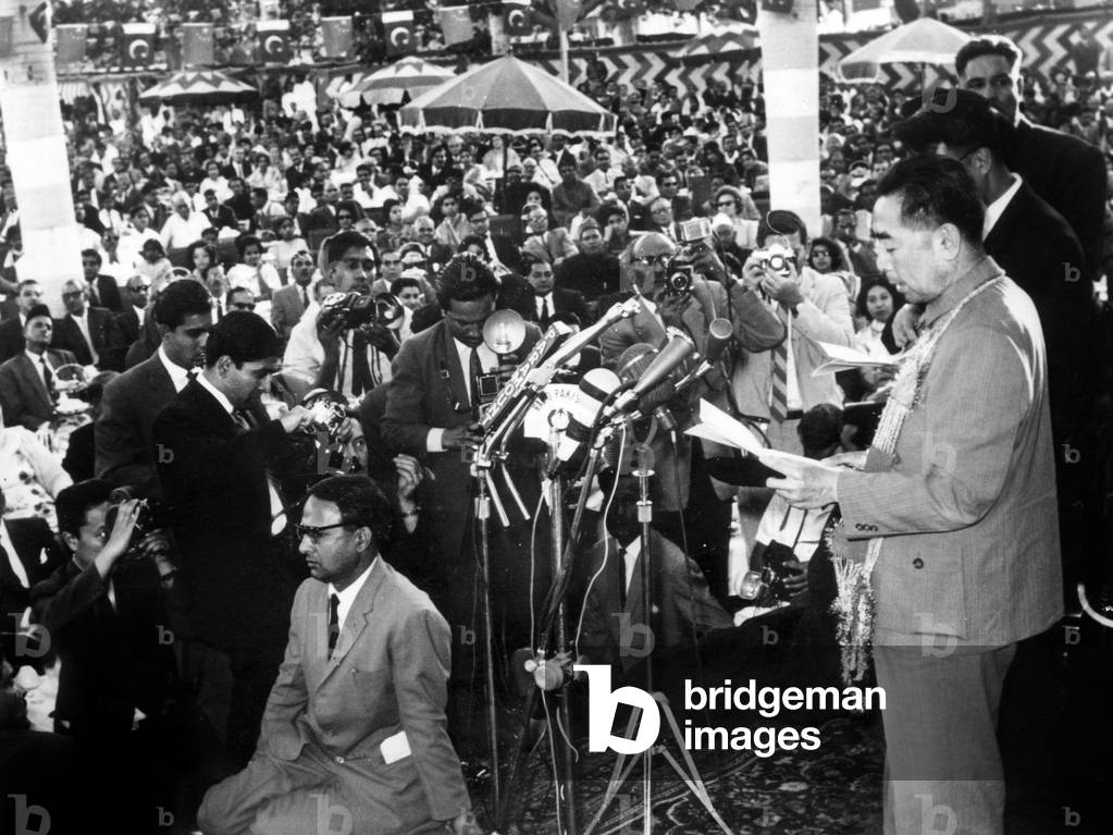 Chou En Lai ( chinese minister of foreigns affairs) during a reception in Pakistan with the President of India Mohammed Ayud Khan, February 24, 1964