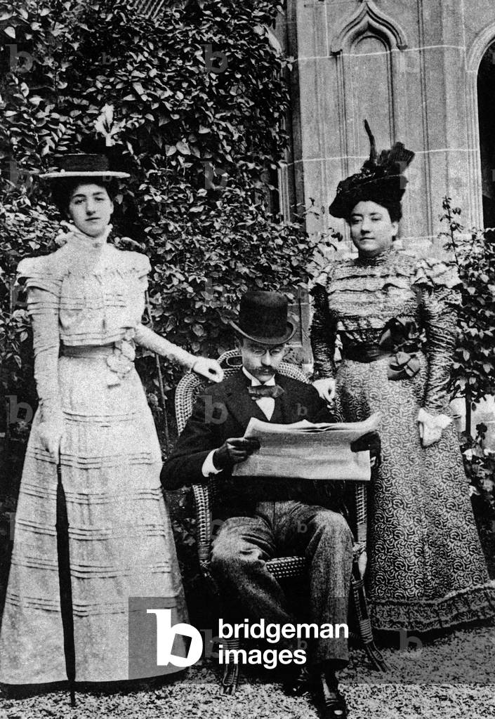 Famille Hubert Affair, c.1903 (b/w photo)