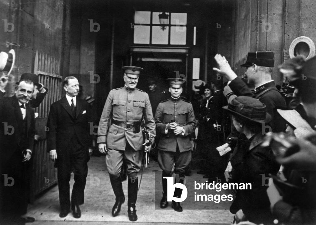 American General John Pershing leaving Crillon hotel in Paris on June 1917
