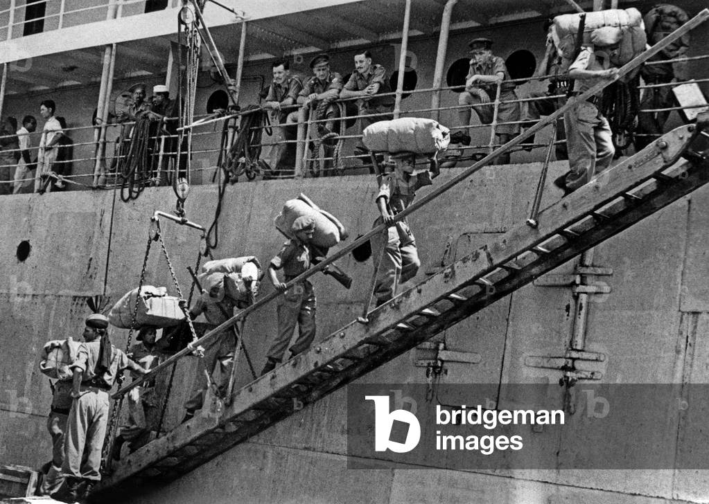 British Troops of the 8th Punjab Regiment, leaving for Indochina, May 1946 (b/w photo)