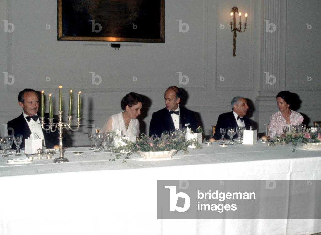 Visit of French President Valery Giscard d'Estaing (VGE) in Greece in September 1975 : Jean Sauvagnargues (French minister of foreign affairs), Mrs Caramanlis, Valery Giscard d'Estaing, Constantin Caramanlis (greek Prime Minister) and Mrs Anne Aymone Giscard d'Estaing