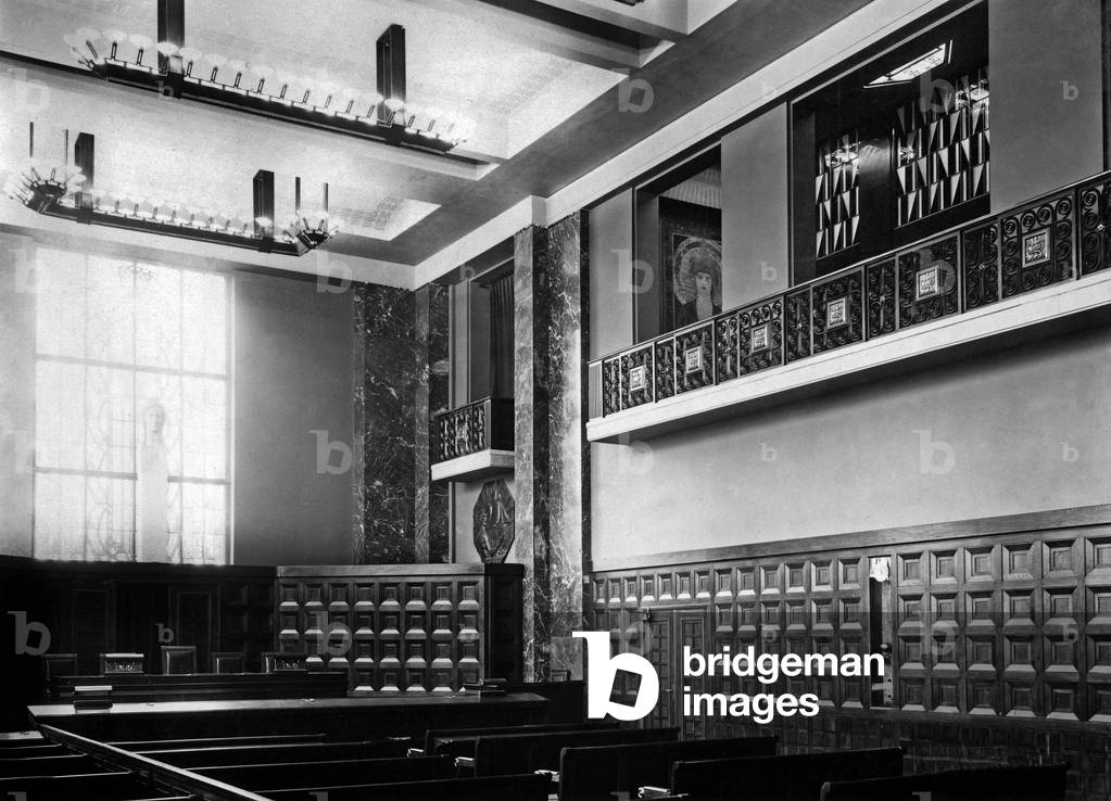 'Tribunal de commerce', 1933 (b/w photo)