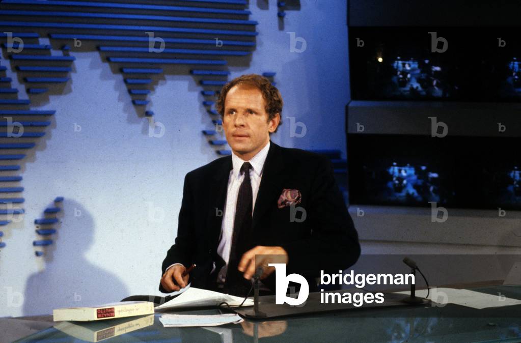 Patrick Poivre d'Arvor newsreader on French tv c. 1987