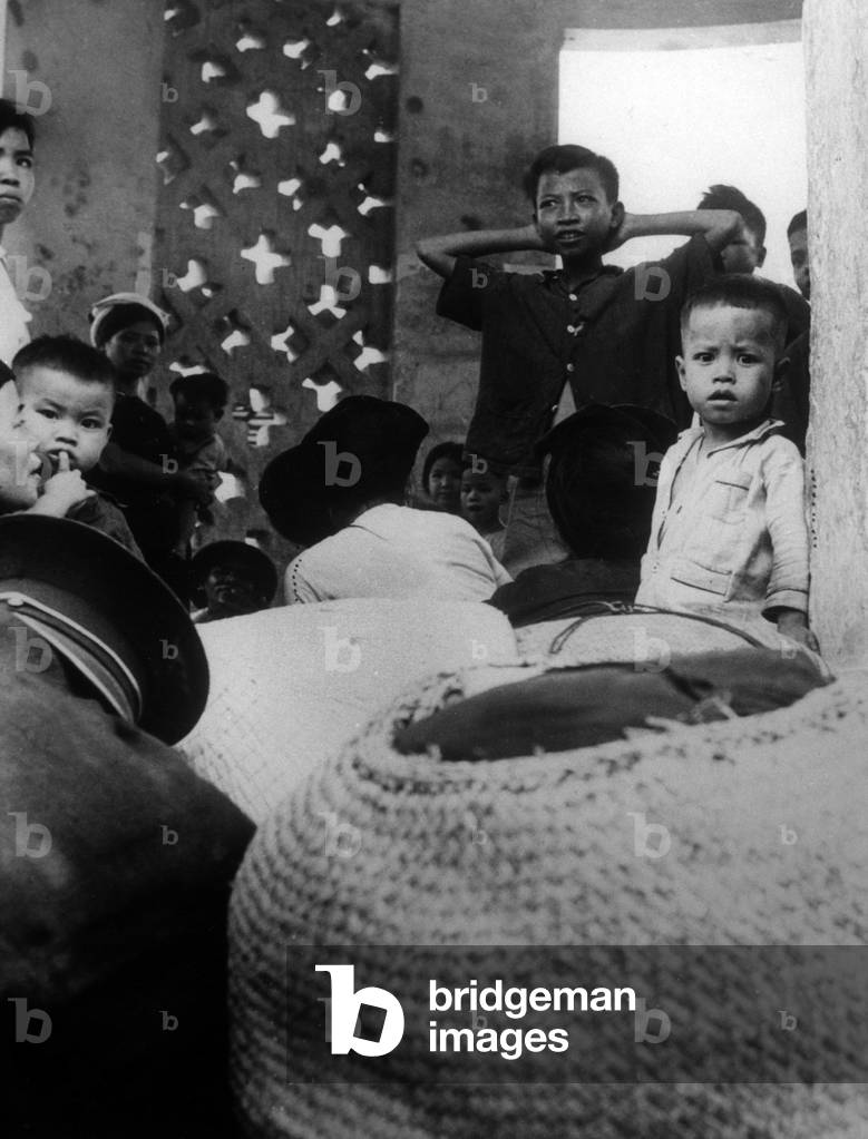 Evacuation of civilians of Nam Dinh (South Zone) in 1954 during the war in Indochina