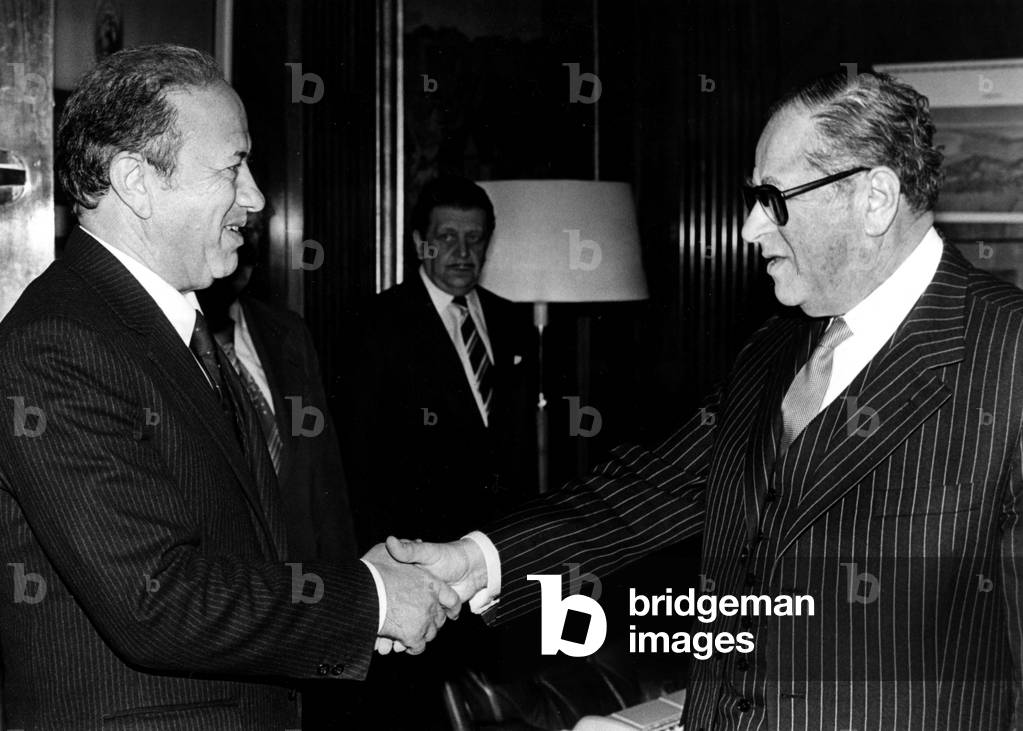 Austrian chancellor Bruno Kreisky with tunisian minister Beji Caidessebsi in Vienna November 17, 1981