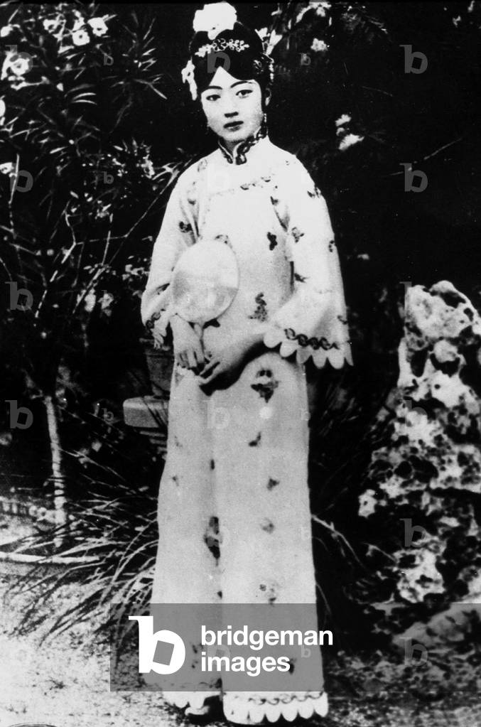 Lady Gobulo, empress Xiaokemin (1906-1946, aka Wan Rong or Wanrong or Wan Jung) wife of former emperor of China Henry Pu Yi Hsuan Tung in 1941