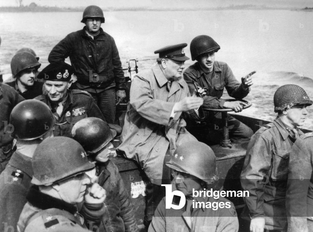 Winston Churchill crossing the Rhine with American Allied March 25, 1945 with marshal Montgomery (beret)