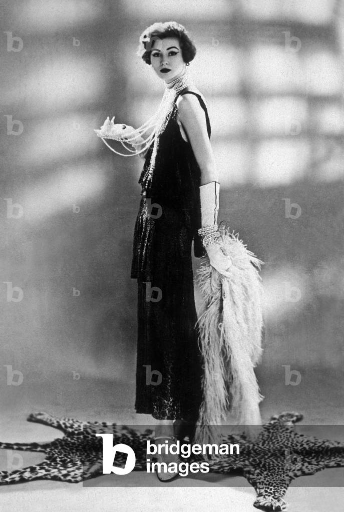 woman wearing Chanel dress, 1928-1930 (b/w photo)