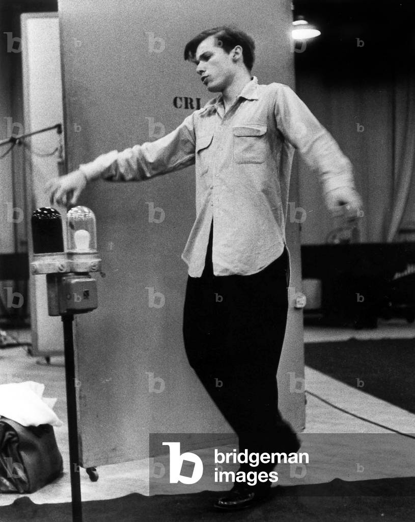 Canadian pianist and composer Glenn Gould (1932-1982) c. 1957