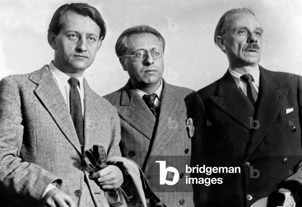 l-r : Andre Malraux, Jean Cassou and Lenormand during a meeting to support Front populaire for Spanish civil war in 1935