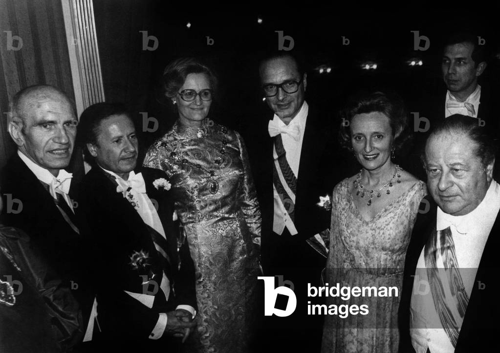 l-r : Rudolf Kirchschlager, Gaston Thorn, X, Jacques Chirac, his wife Bernadette, Bruno Kreisky in Vienna fabruary 18, 1977