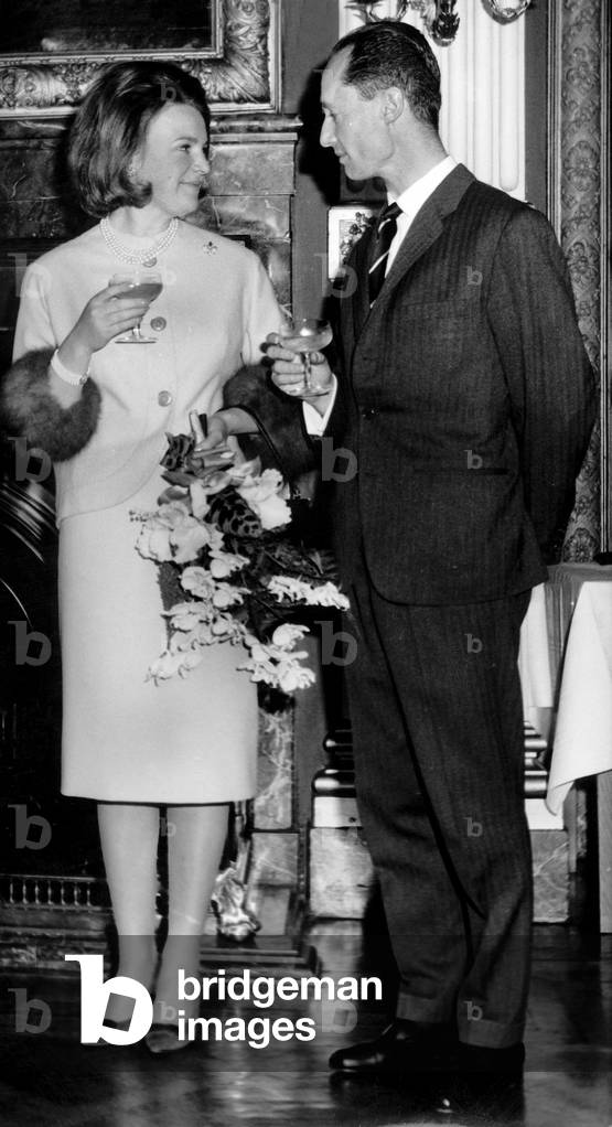 engagement of Irene of Holland and Don Carlo Ugo of Bourbon Parma duringreception with the dutch government February 11, 1964