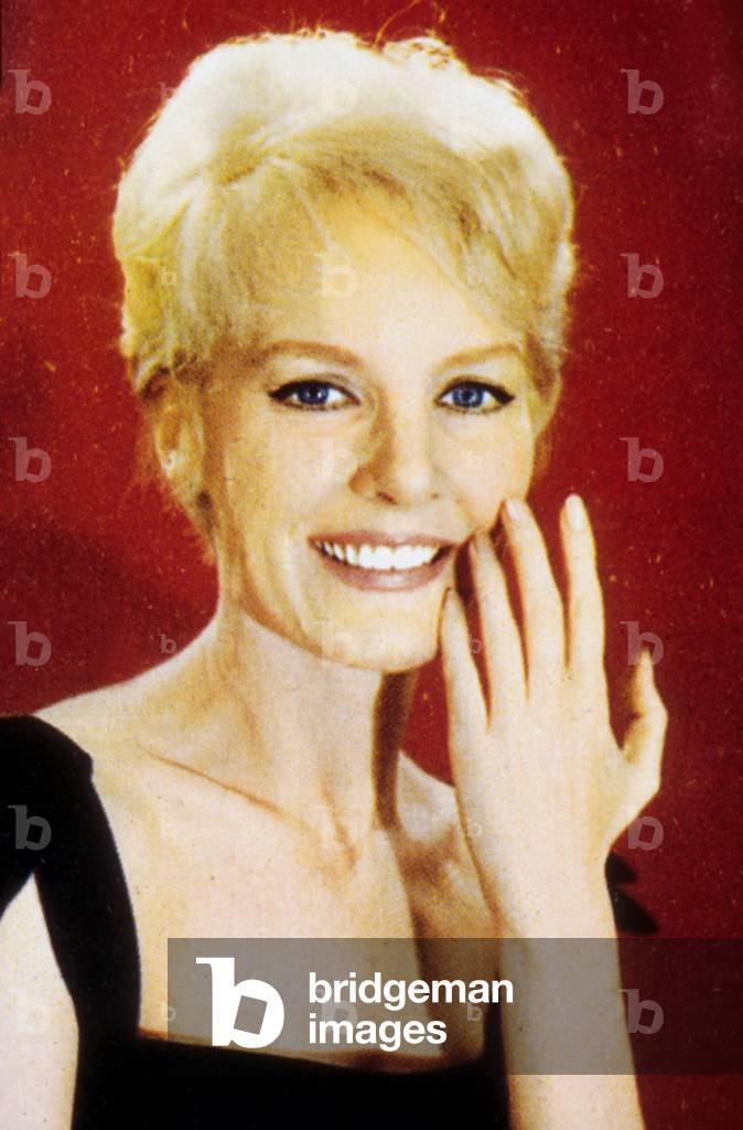 La chanteuse britannique, compositrice et actrice Petula Clark.