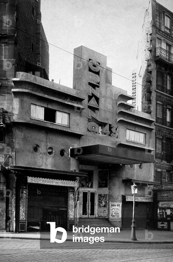 The Cinema Orano 43 in Paris in 1933