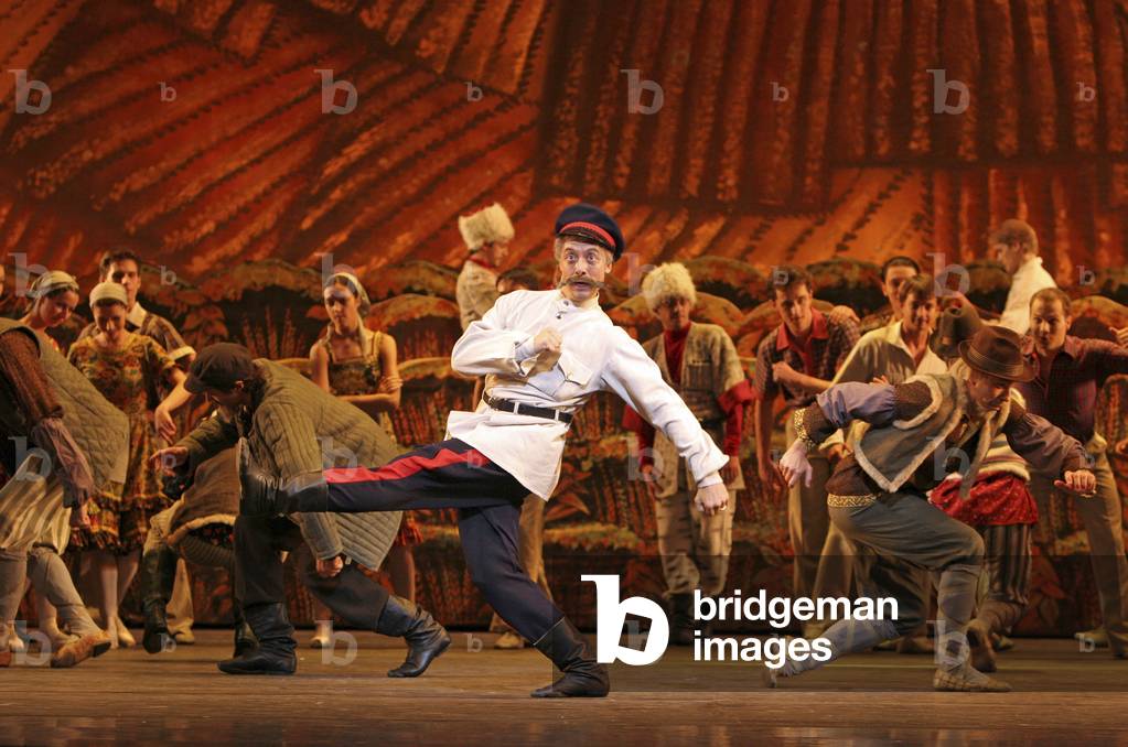 Bolshoi Ballet in 'The Bright Stream' (photo) by Dee Conway, b/w