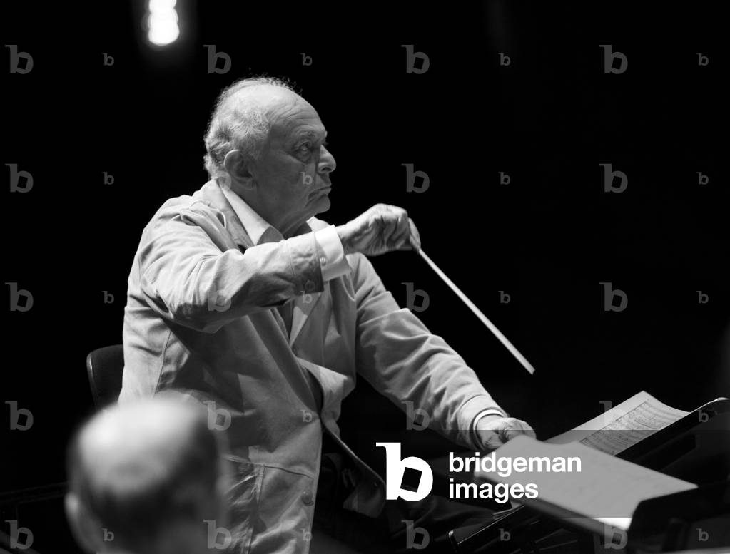 Lorin Maazel by Marion Kalter, b/w