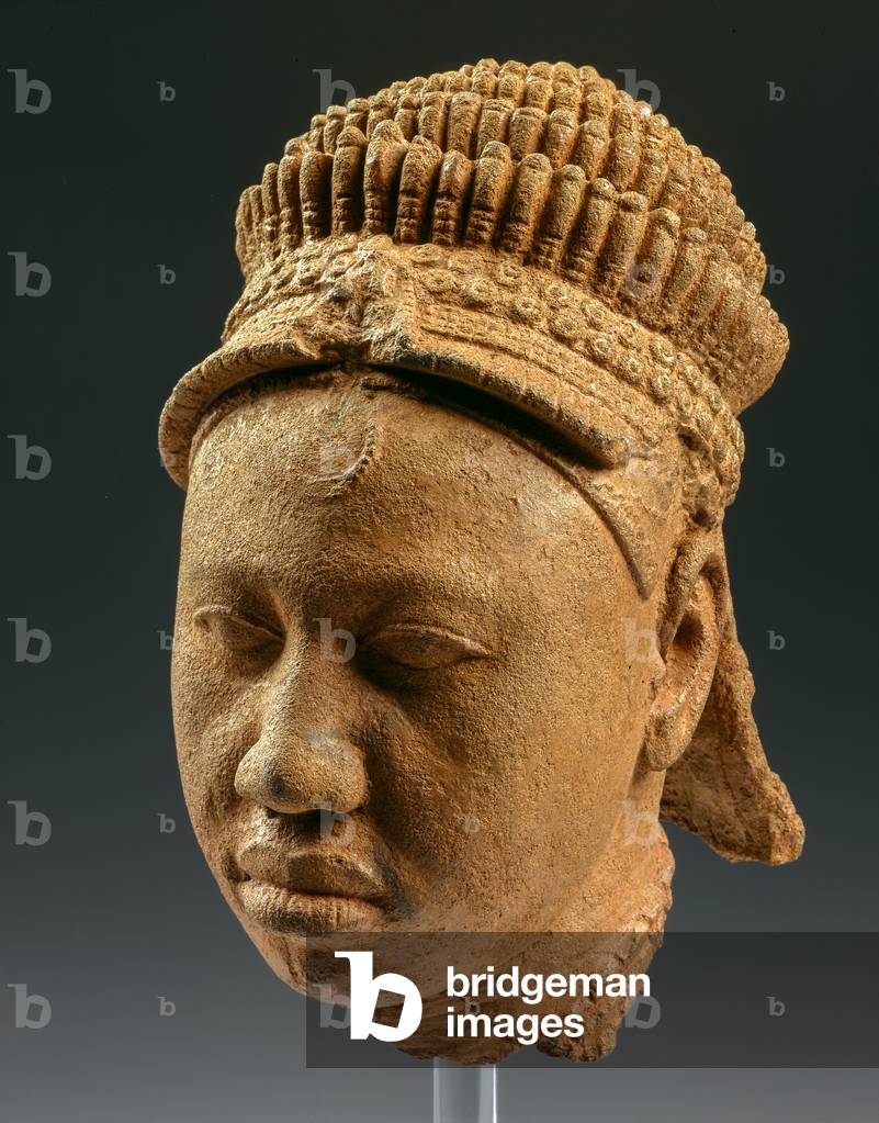 Arte africana: Testa incoronata di regina - terracotta - Ife - Museum of Ife Antiquities, Ife, Nigeria