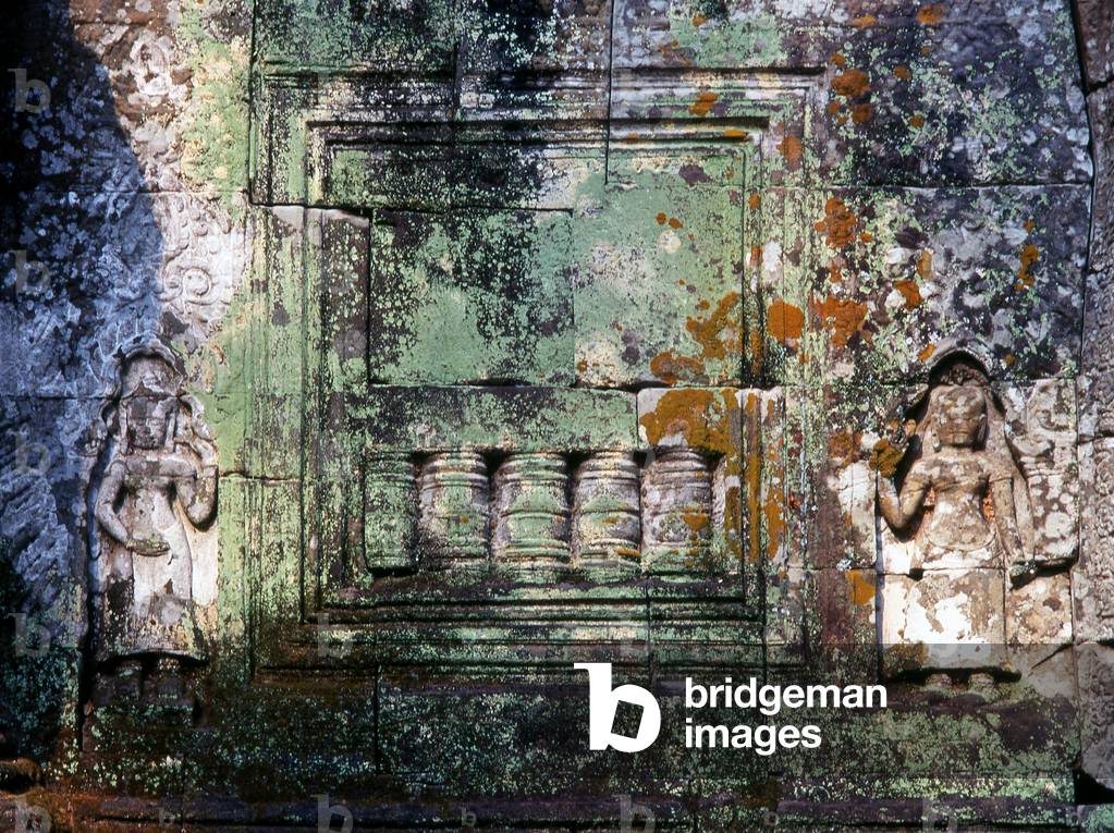 "Kambodscha: Apsaras an der inneren Wand der östlichen Gopura"