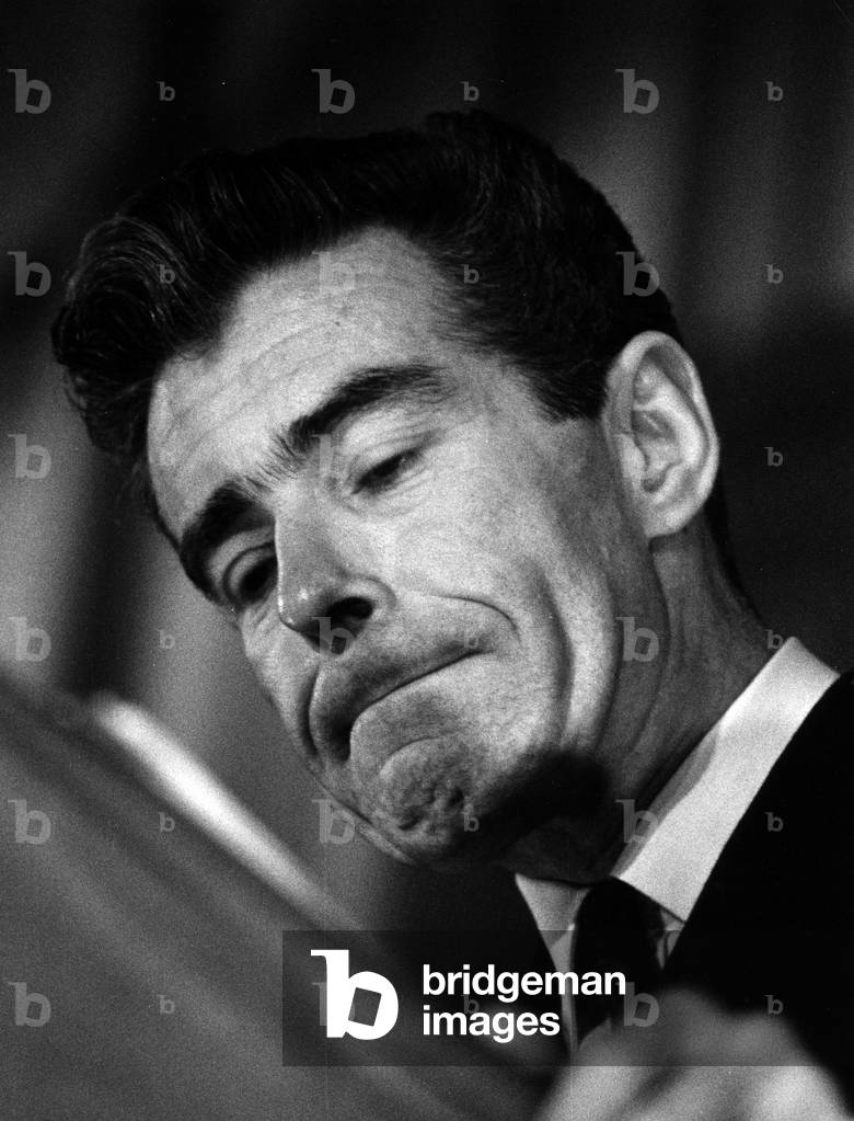 Bild von Fotografie "Jean-Jacques Servan-Schreiber" von Louis Monier, b/w