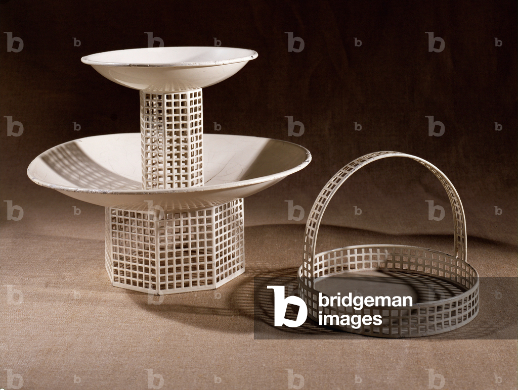 Hexagonal flower pot