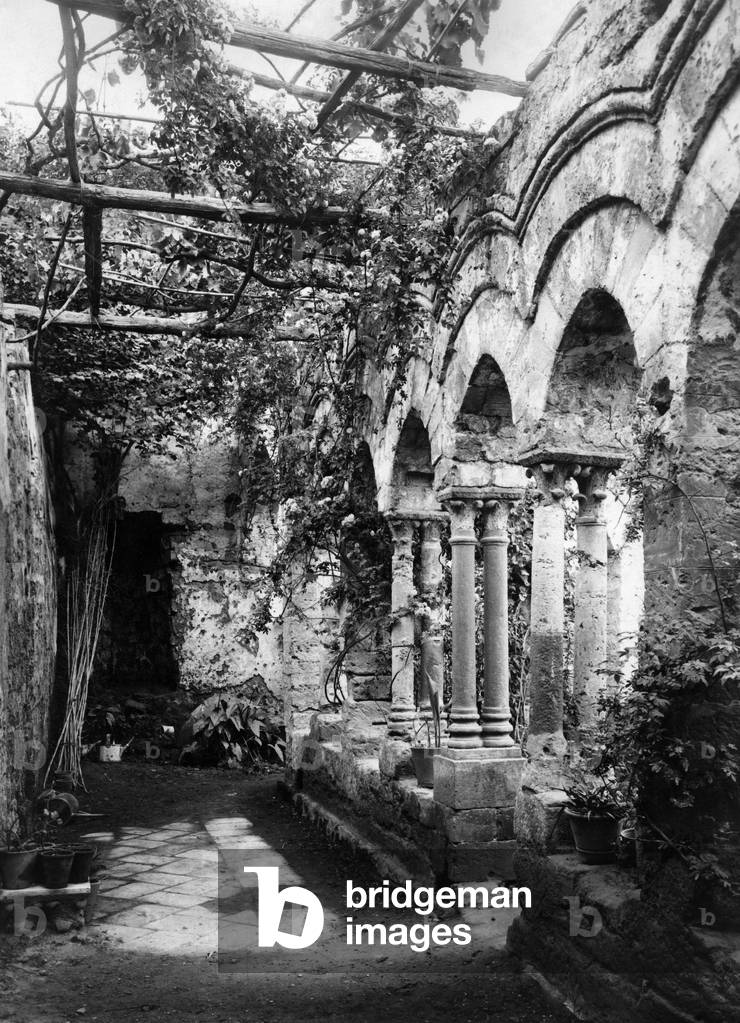 Immagine di Fotografia "Chiostro della Chiesa di San Giovanni degli Eremiti"