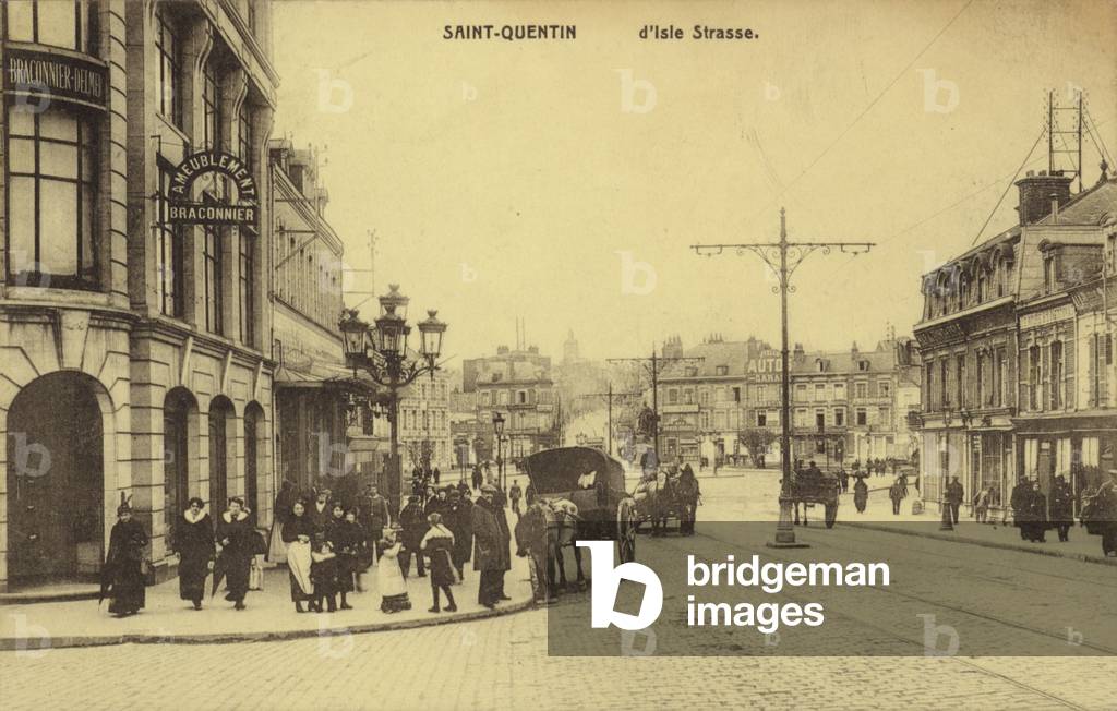 Postcard depicting the Isle Strasse (b/w photo)