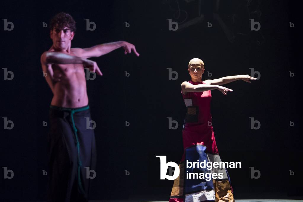 Bild von Fotografie "Eva Yerbabuena in Apariencias (Foto)" von Daniel González Acuña