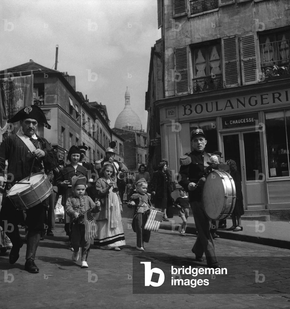 Image de Photographie représentant Les petits Poulbots de Montmartre (b/w photo) 1949, b/w