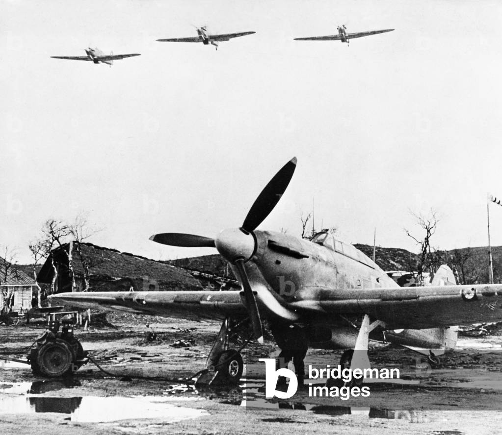 "British Hawker Hurricanes in URSS durante la seconda guerra mondiale.", b/w