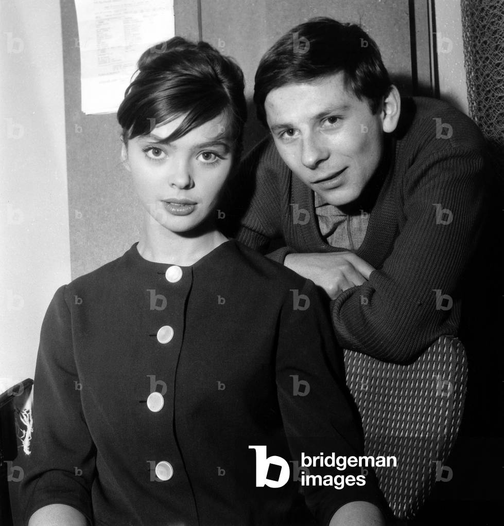 Bild von Fotografie "Barbara Kwiatowska mit ihrem Ehemann Roman Polanski am Set des Films 'Das Haus der 1000 F