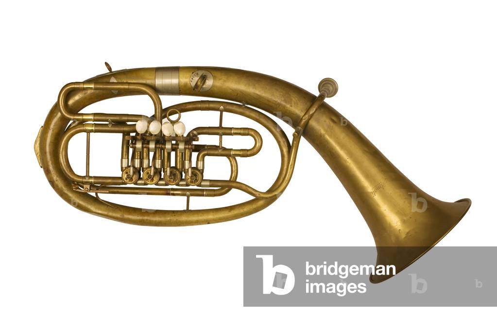 Bild von Musikinstrumente "Tuba von V. F.? ervený & Söhne" von Richard Booth, b/w