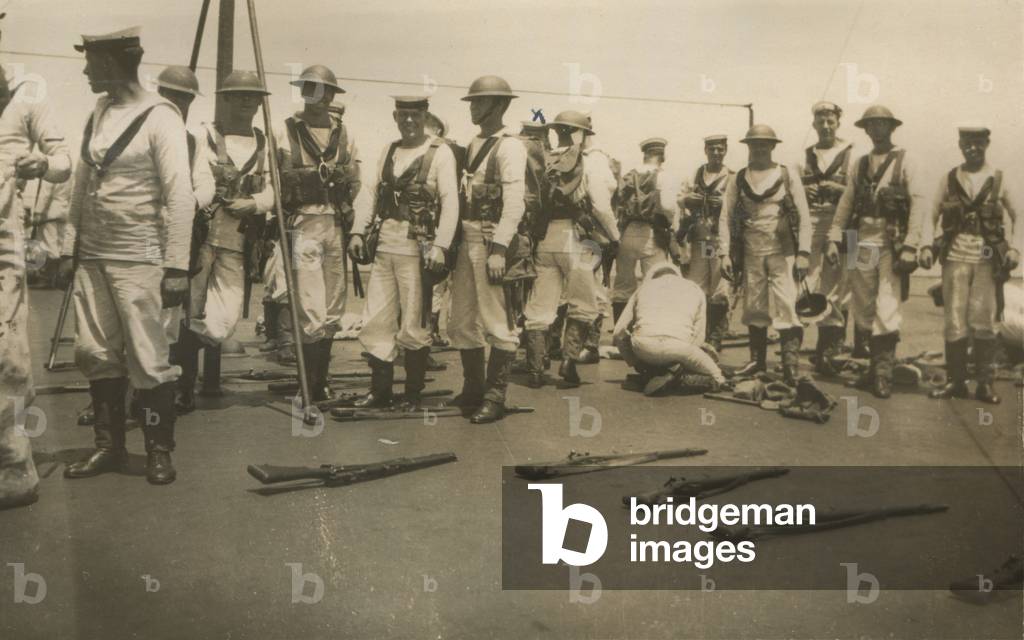Bild von keine "Züge bereiten sich auf die Landung in Nanking vor" 1927