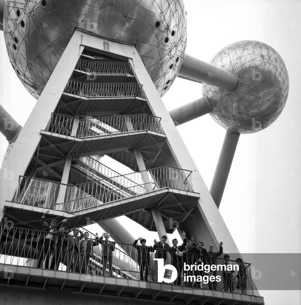 Image of Photography depicting Atomium by Andre Waterkeyn, b/w