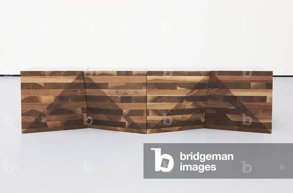 Type II-Petra, 2007 (noyer américain massif)