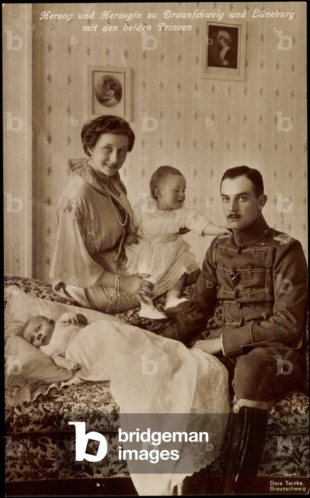 Bild von Fotografie "Ak Herzog Ernst August zu Braunschweig Lüneburg" von German Photographer, b/w