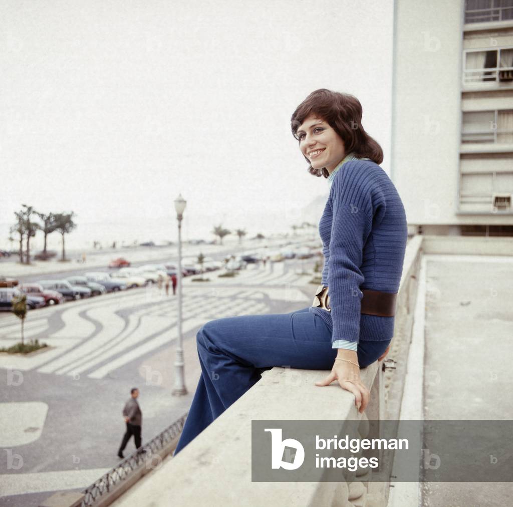La chanteuse allemande de schlager Mary Roos en vacances 1979