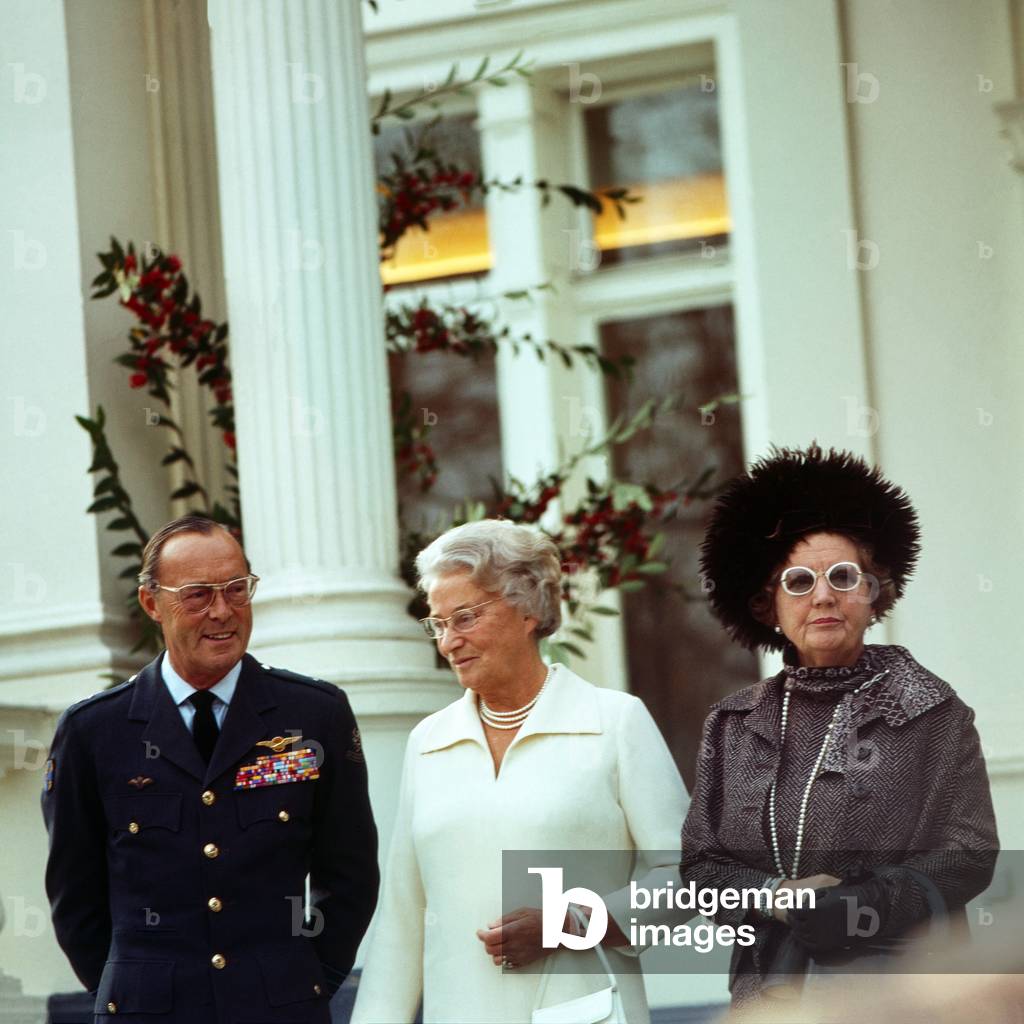 Prinz Bernhard, Hilda Heinemann und Königin Juliana der Niederlande in Bonn, Deutschland 1971
