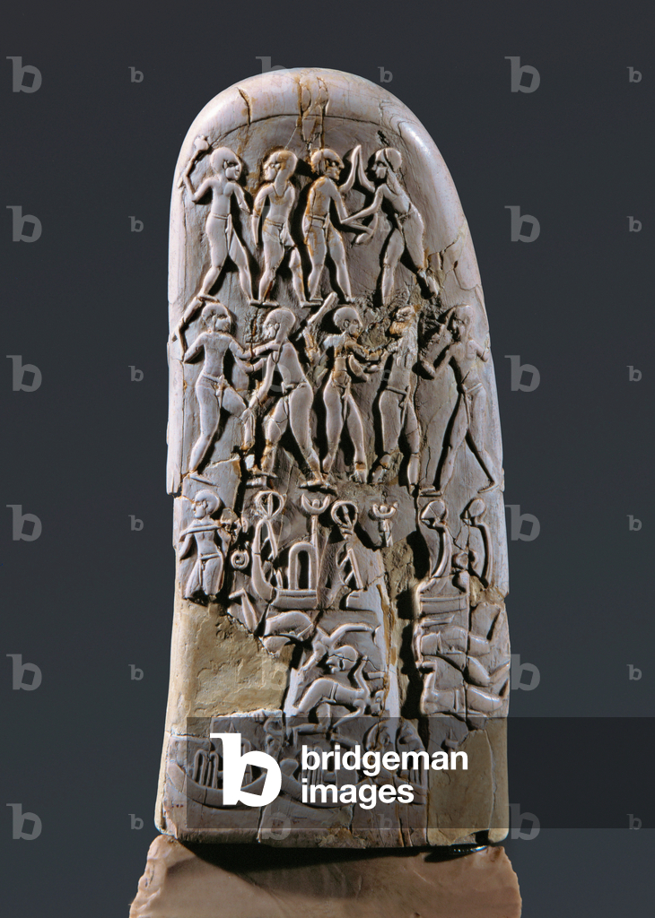 Coltello intagliato ...