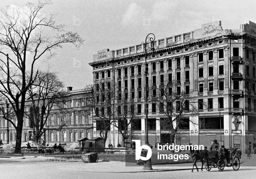 Immagine di Fotografia "Edifici a Varsavia (foto in b/n)" 1930, b/w