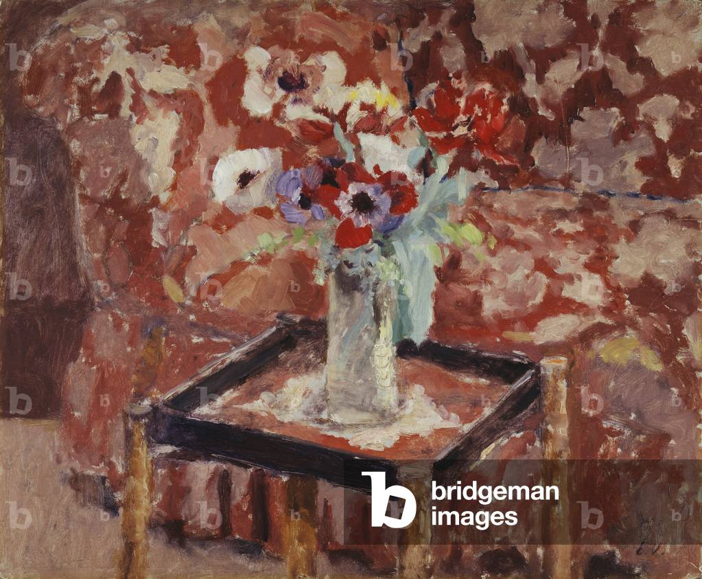 Vase mit Anemonen auf einem Tisch, um 1906 (Öl auf Karton auf gewölbter Tafel)