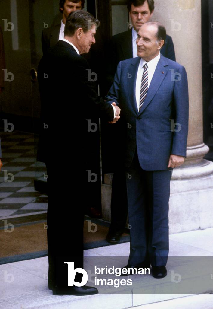 Ronald Reagan American President and French President Francois Mitterrand at Elysee Palace on June 5, 1982 (ph