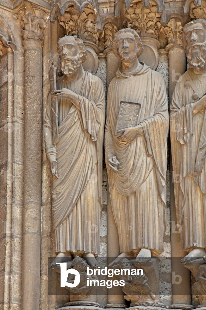 Chartres, Kathedrale: Südportal zentrale Bucht: St Paul und St John (Foto)