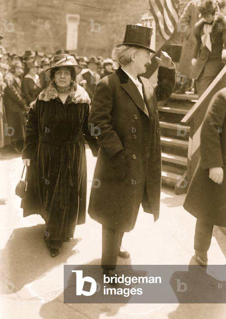 Image of Photography depicting Paderewski & wife (photo), b/w