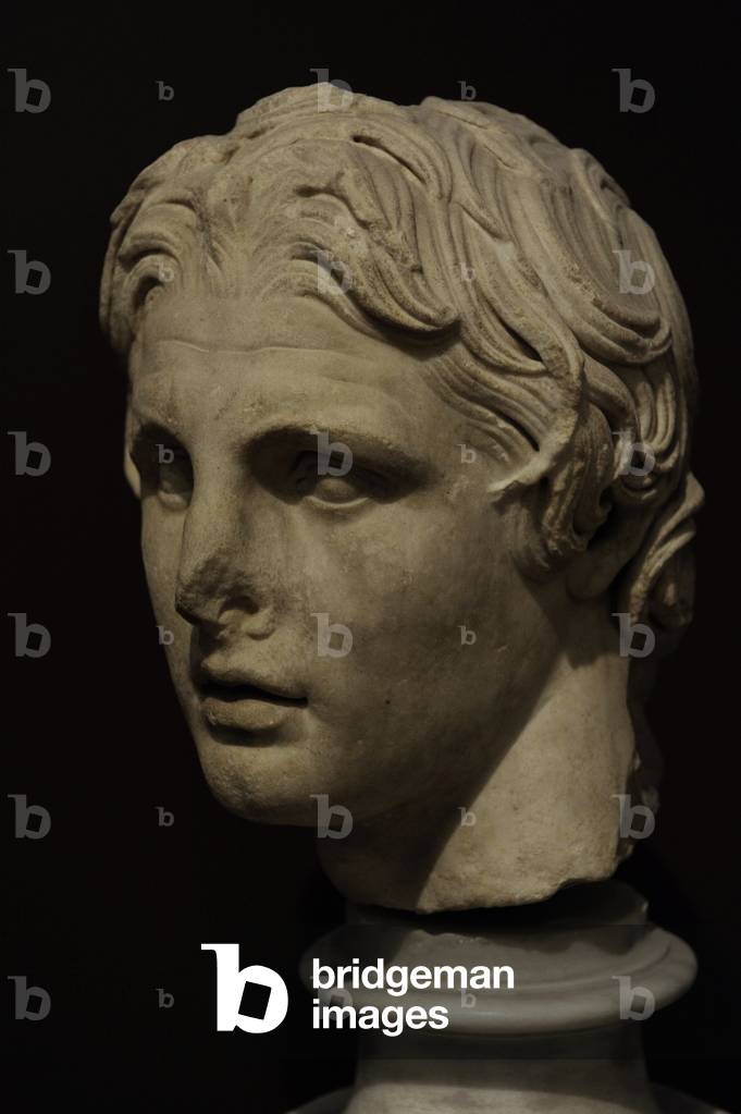 Head of Alexander the Great (356-323 BC). Marble. 2nd century., b/w