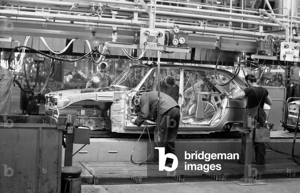 Bild von Fotografie "Renault-Werk" von Gerald Bloncourt, b/w