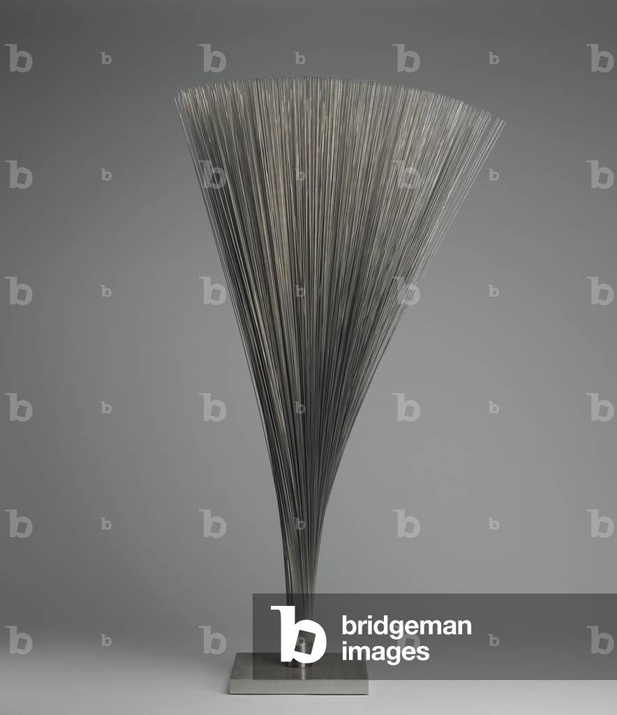 "Spray", c.1970 di Harry Bertoia
