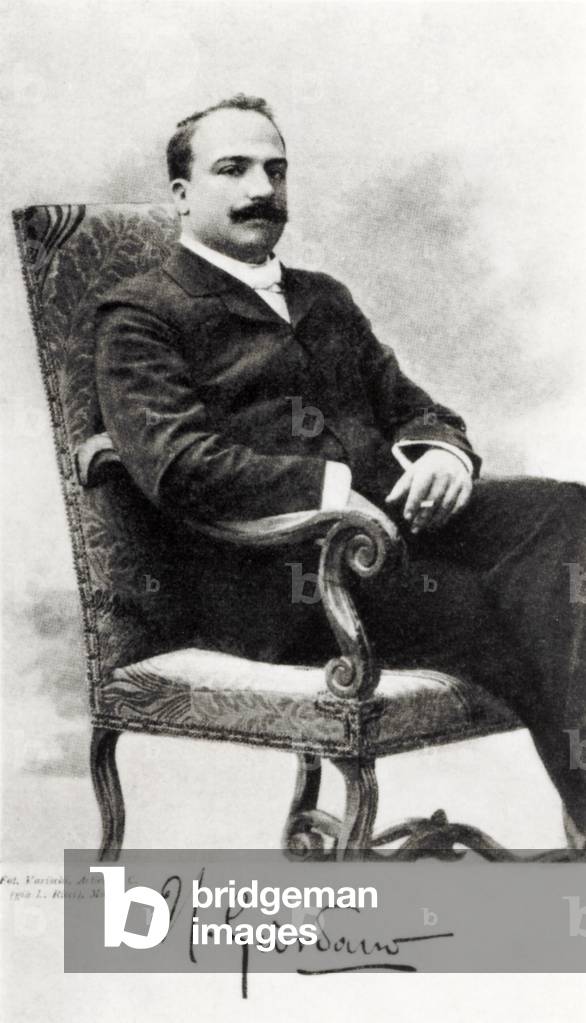 "Umberto Giordano - seduti"