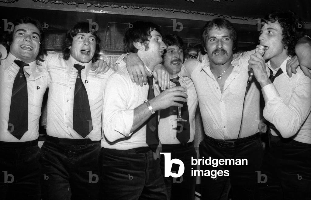 Image of Die Rugbymannschaft von Bezier feiert ihren Titel des