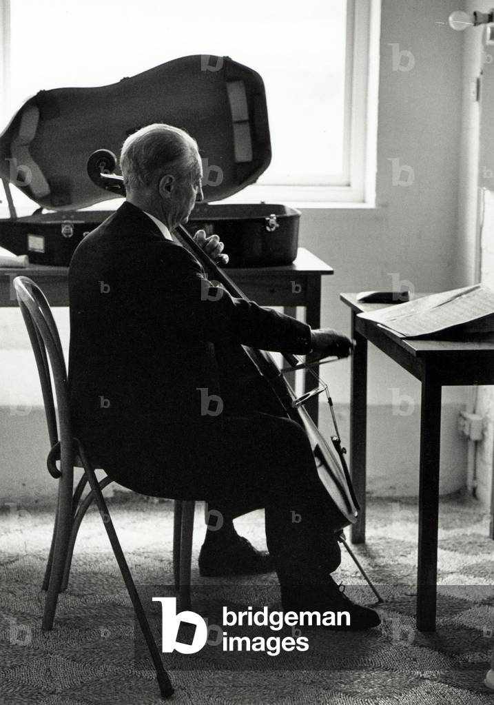 Pierre Fournier nel 1977 violoncellista francese (1906 -1986)
